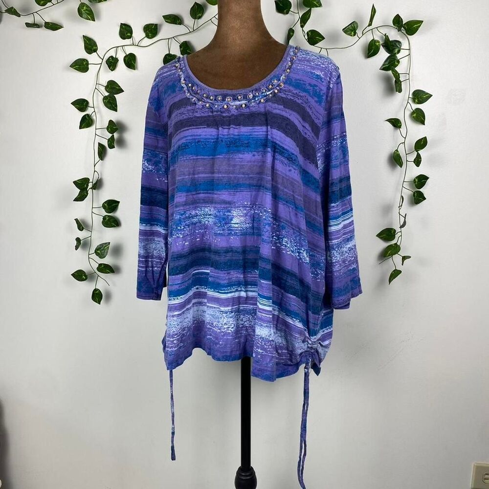 Erika y2k blouse artsy Beaded neckline purple and blue horizontal striped artsy
